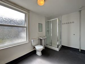 Photo 19- click for photo gallery